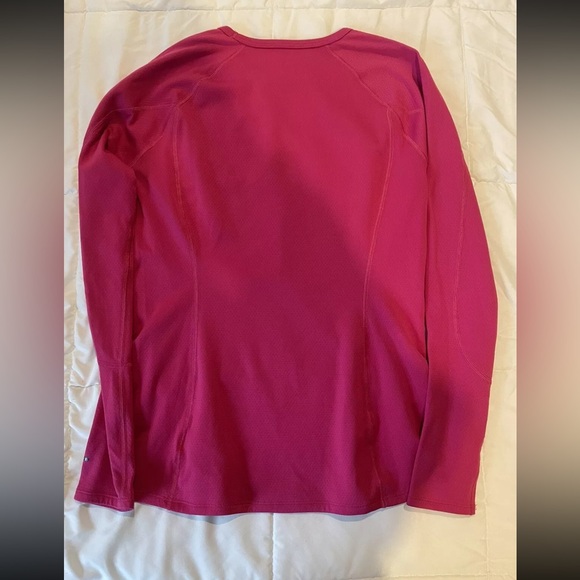 Women's North Face Magenta Tech Long Sleeve Shirt - size large - Picture 7 of 7
